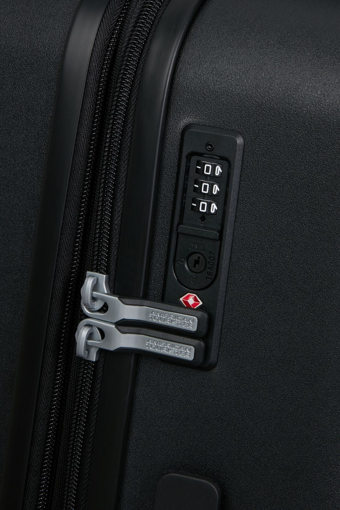 AMERICAN TOURISTER MALETA MEDIANA EXTENSIBLE DYNABELT 66CM - Image 19