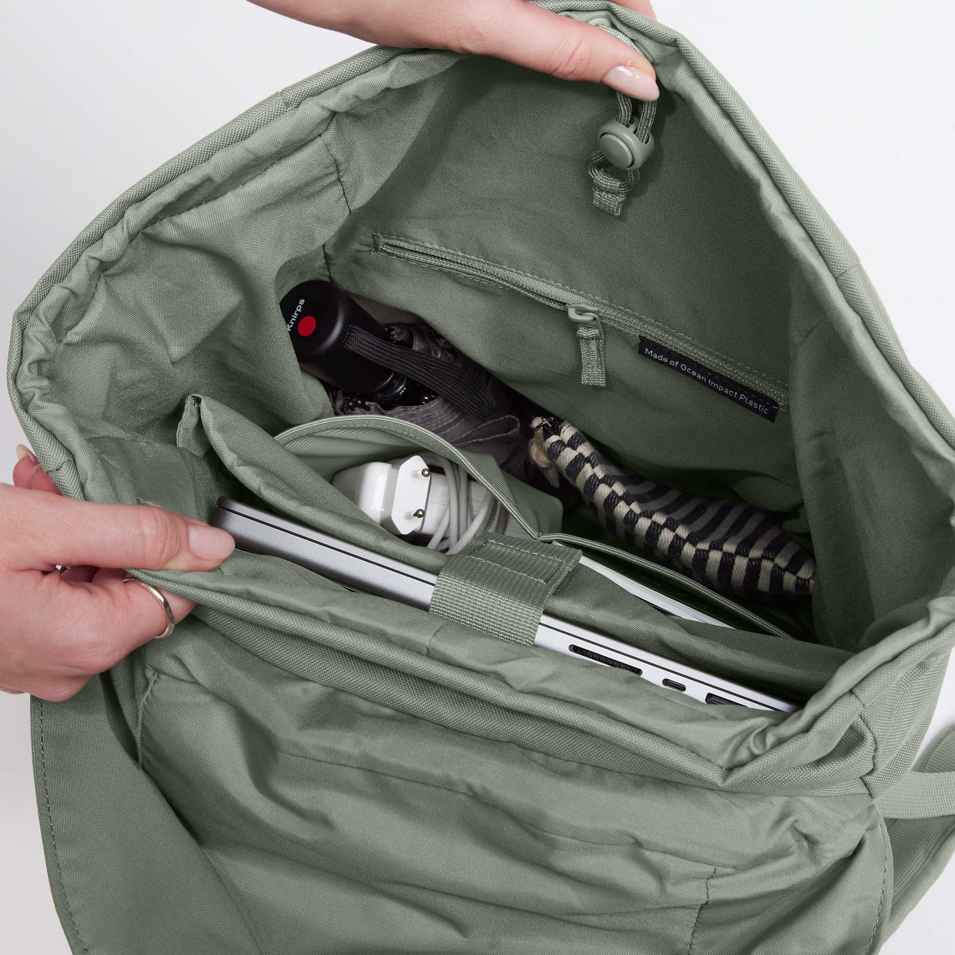 GOT BAG MOCHILA FLAP PACK - Image 38