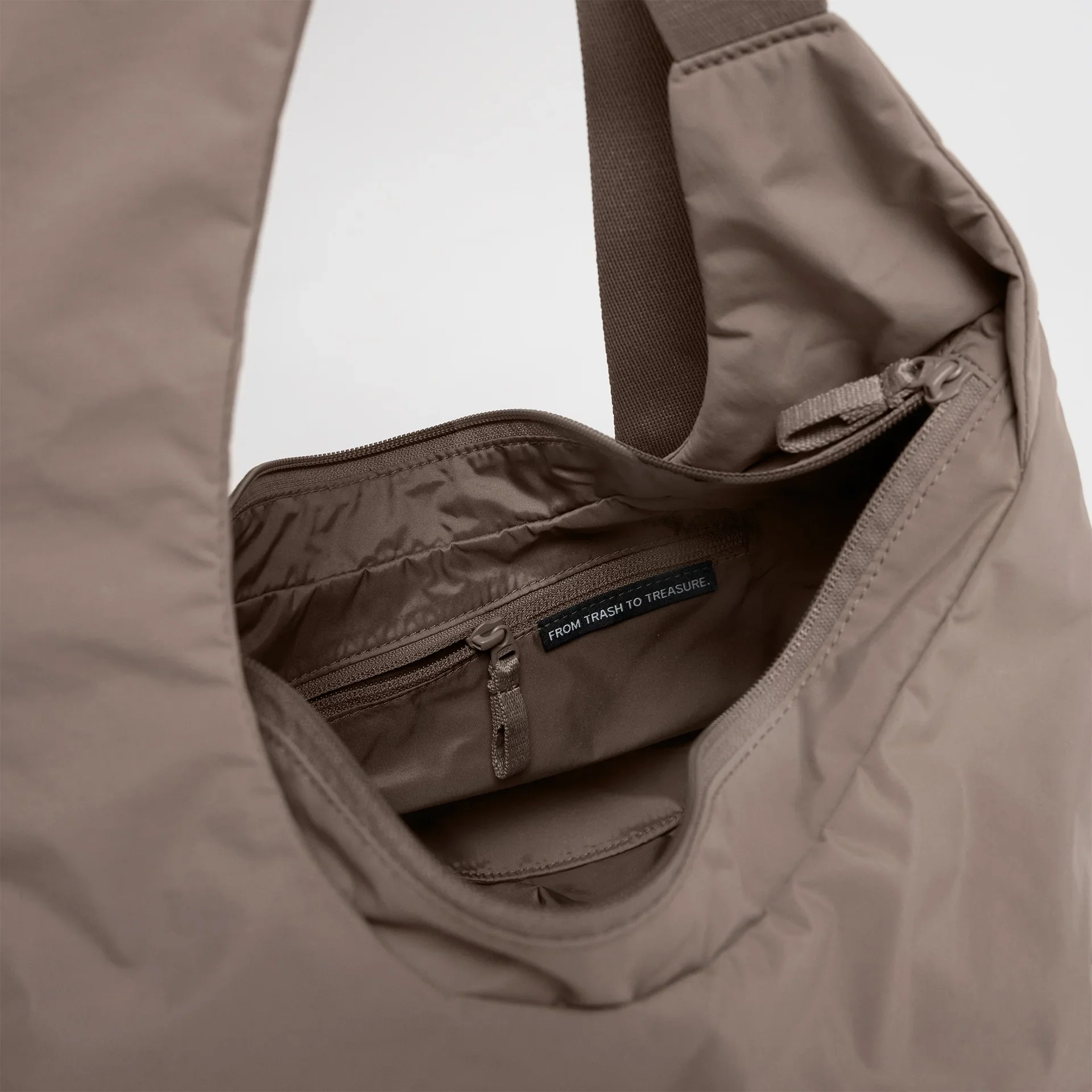 GOT BAG FULL MOON BAG MONOCHROME - Image 15