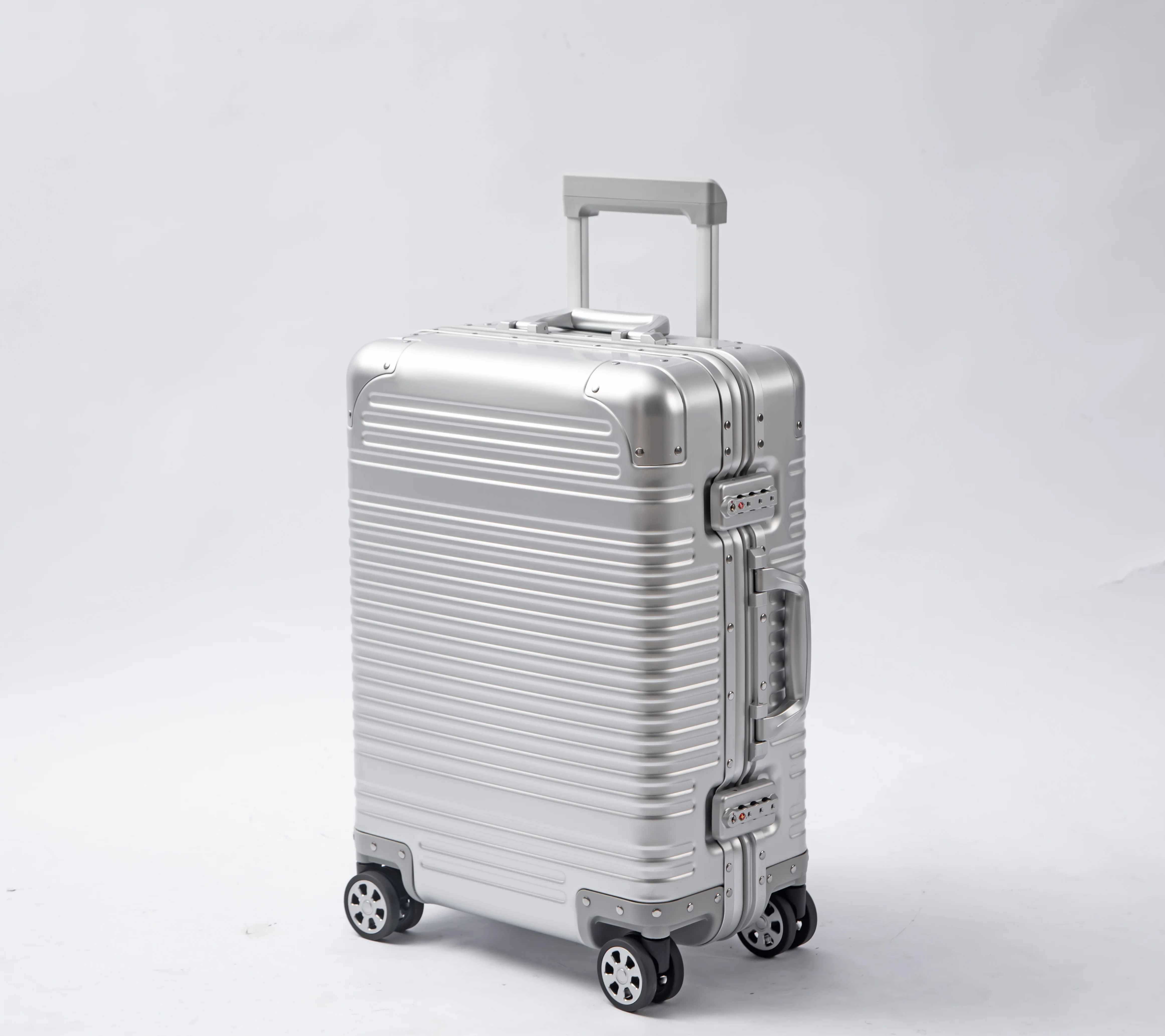 GREENWICH Maleta 100% ALUMINIO de cabina 55CM ZANZÍBAR