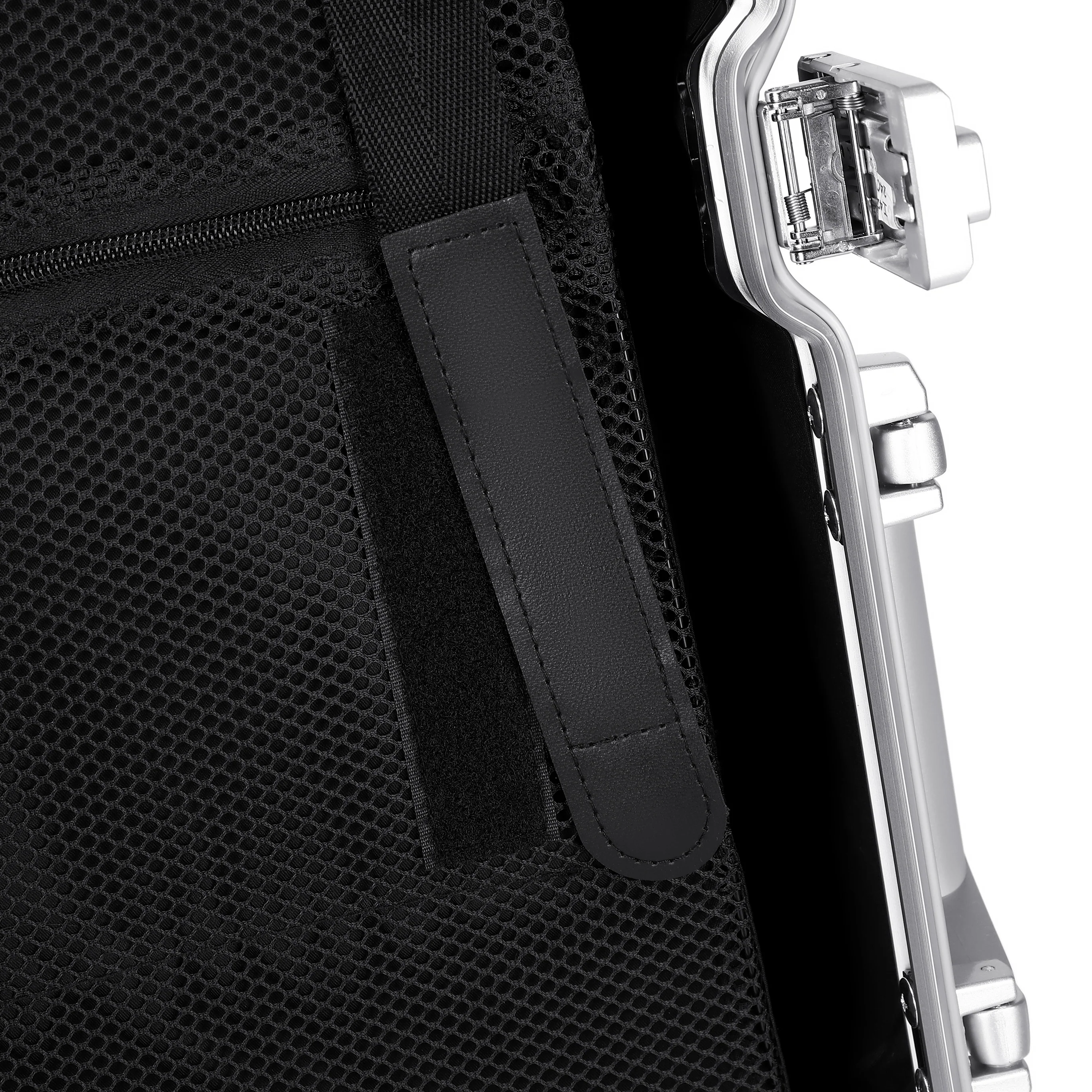 GREENWICH Maleta de cabina de Aluminio 100% MIAMI 55cm - Image 12