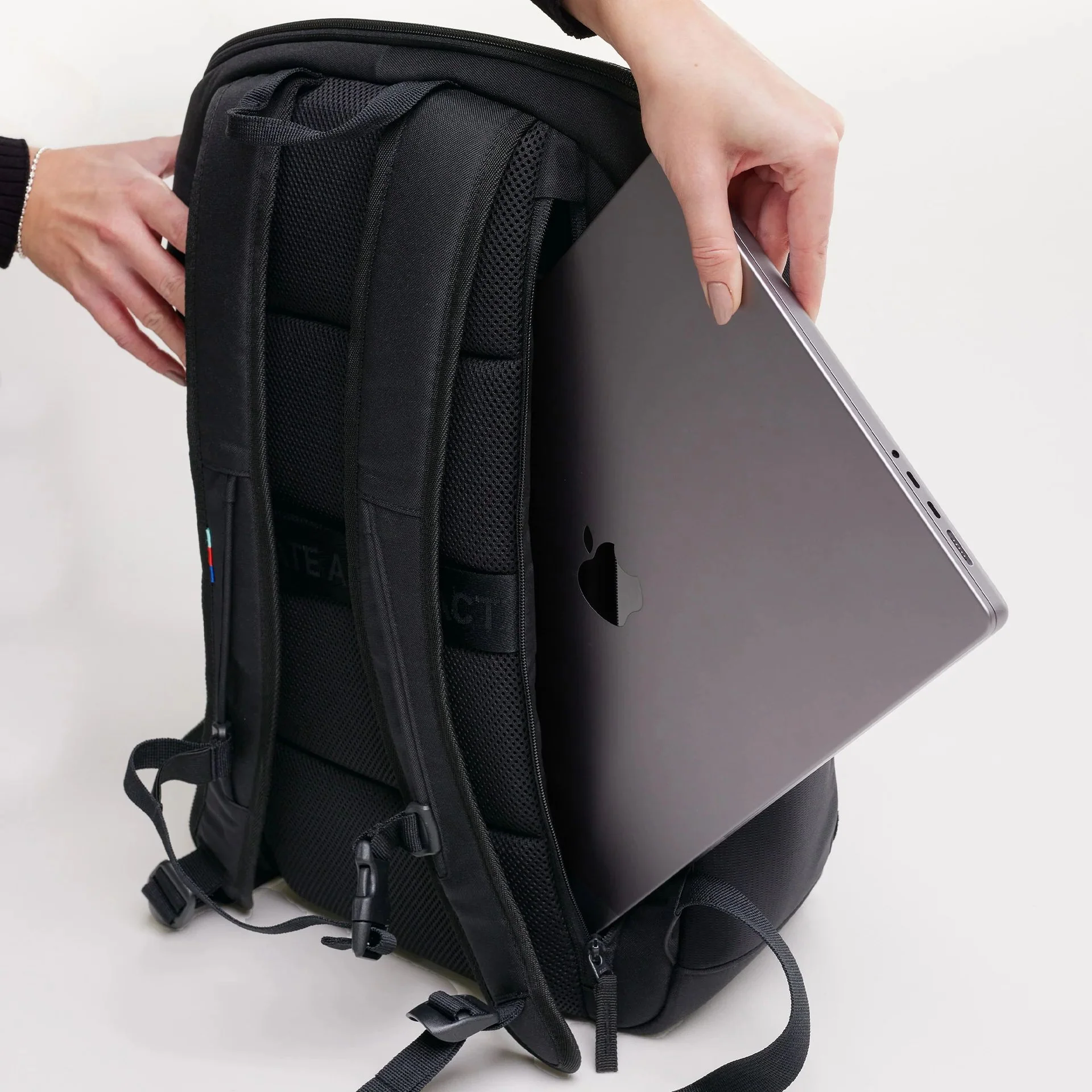 GOT BAG MOCHILA PRO PACK - Image 15