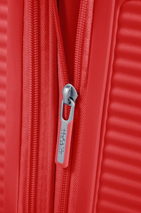 Soundbox  de American Tourister  Spinner Talla Mediana - Image 23